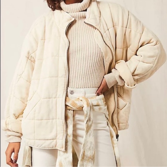 Free People Jackets & Blazers - NWOT Free People Dolman Quilted Jacket